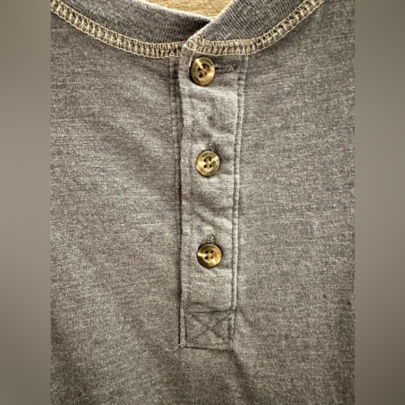 Short sleeve shirt Men size large - Picture 3 of 7